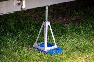 SUGA Karavan Sabitleyici Ayarlanabilir Stand