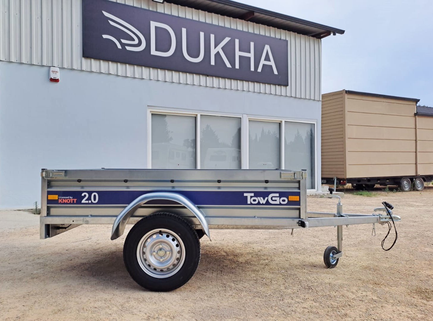 TOWGO DAMPERLİ YÜK RÖMORKU 2 MT